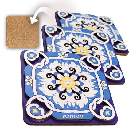 Zestaw drewnianych podkladek pod kubek 3D wykonanych z plyty MDF z laserowym wzorem inspirowanym Portugalia w kolorze niebieskim z zoltym akcentem