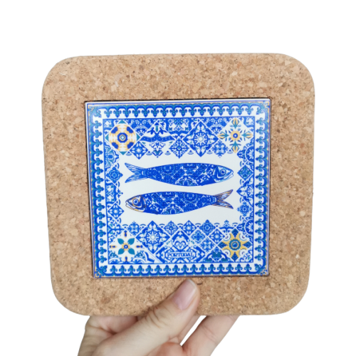 Portugalska podkładka korkowa z pytką ceramiczną z sardynkami